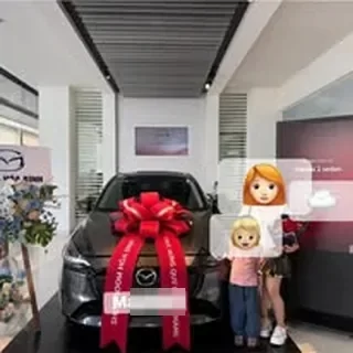 Hoạt động tư vấn và giao xe Mazda tại Hòa Bình 4
