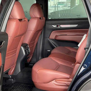 Mazda CX-8 và Hyundai Santa Fe: So sánh cách bố trí ghế và khoang hành lý: Những điểm cần lưu ý